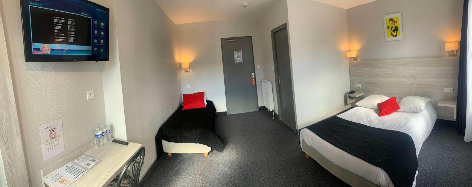 Готель Campanile Grenoble Centre Gare Екстер'єр фото