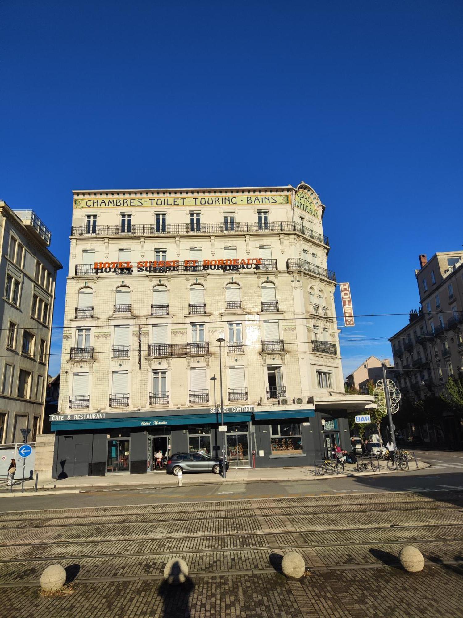 Готель Campanile Grenoble Centre Gare Екстер'єр фото